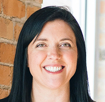 Responsabile dell'assistenza clienti Sophie Hartwell, team di supporto, ritratto